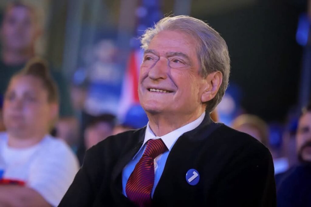 Berisha  Rama të japë dorëheqjen