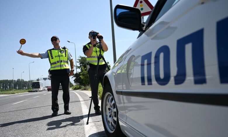 Konfiskohen “BMW” dhe “Opel”, shoferët pa leje drejtimi