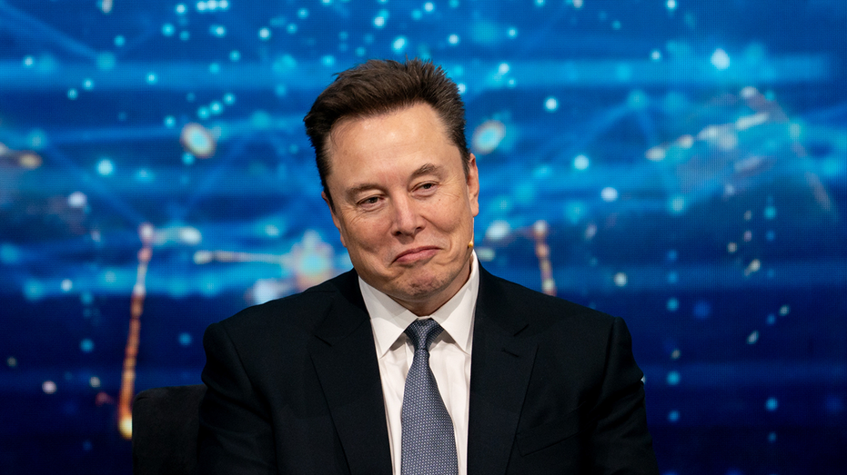elon-musk-humb-statusin-e-trilionerit-pas-renies-se-aksioneve-te-tesla-s-dhe-spacex-it