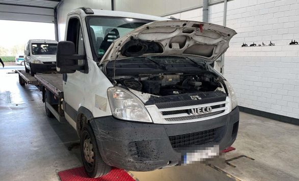 Sekuestrohet autotransportuesi me 56 defekte i kosovarit në Gjermani