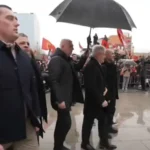 Ali Ahmeti i bashkohet marshit “Drejtësi, jo politikë” në Prishtinë