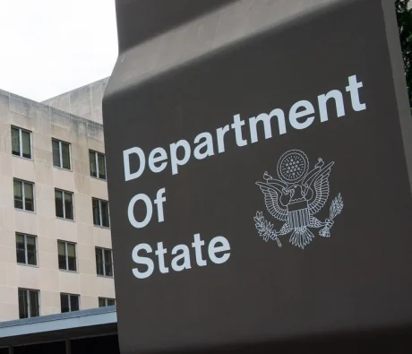 SHBA-ja rihap zyrtarisht ambasadën në Venezuelë!