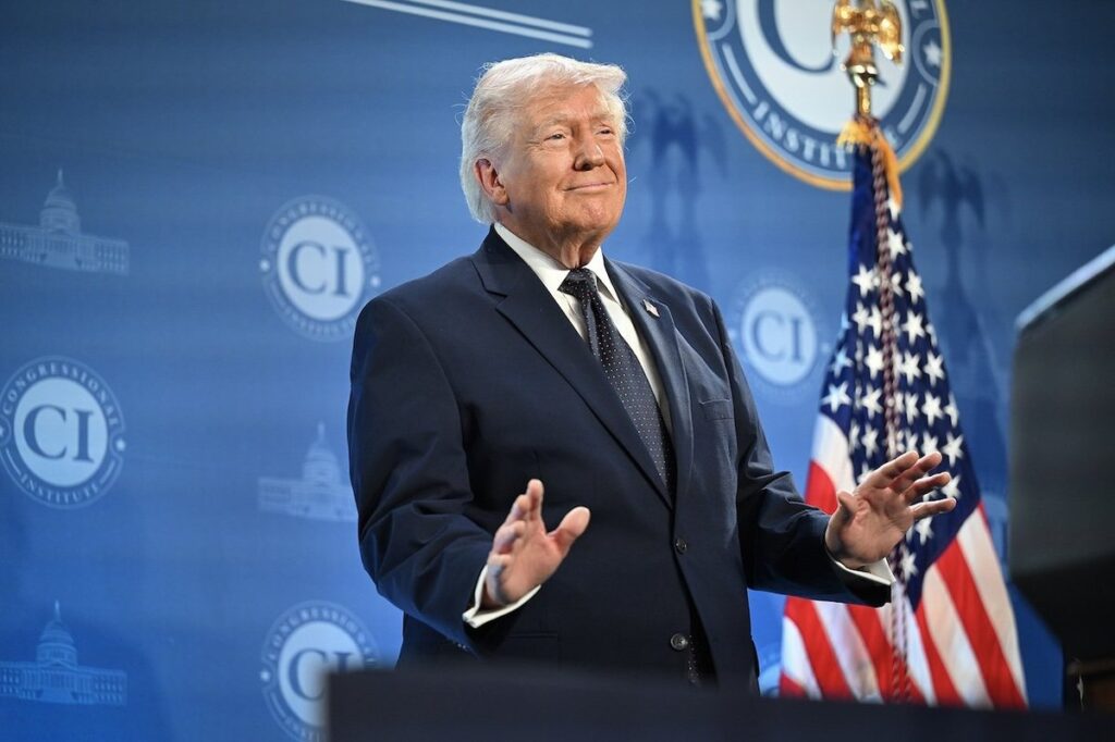 Trump thotë se një ilaç i ri mund t i kthejë në jetë njerëzit e vdekur