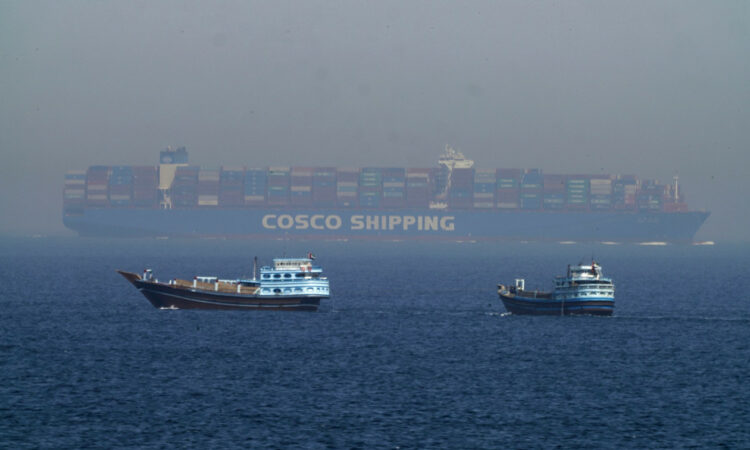 Irani  Kemi marr të ardhurat e para nga taksat që vendosi në Ngushticën e Hormuzit