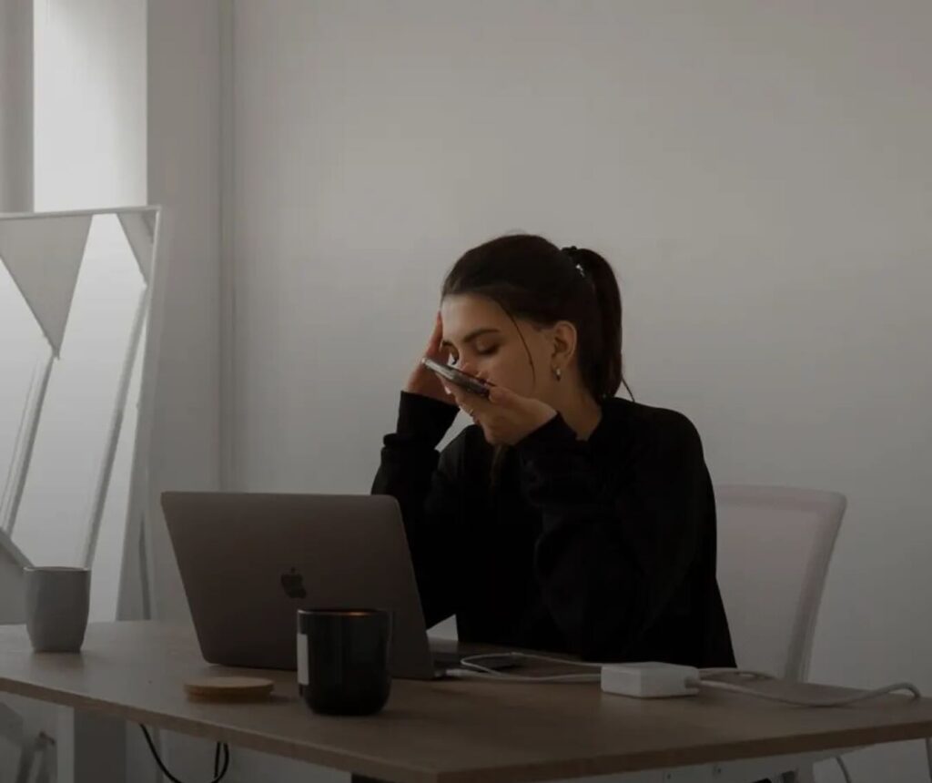 koha-ideale-per-te-qene-sa-me-produktiv-eshte-rreth-6-ore-ne-dite