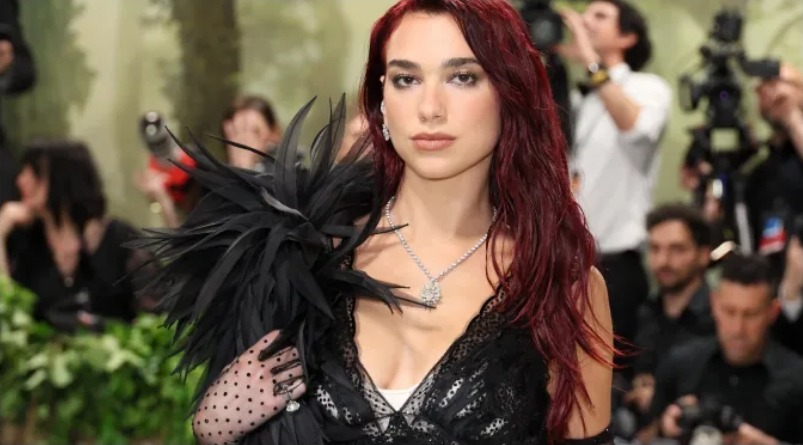 dua-lipa-padit-kompanine-e-madhe-teknologjike-samsung-zbardhet-dokumenti-me-arsyen