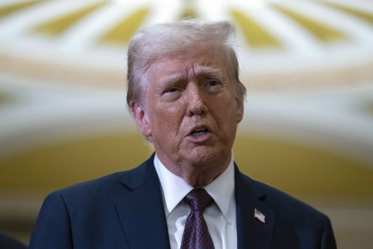 trump-thote-se-nje-ilac-i-ri-mund-t-i-riktheje-ne-jete-njerezit-e-vdekur