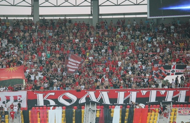  Vazhdojnë thirrjet kundër shqiptarëve  urrejtje në tribuna  institucionet në gjumë
