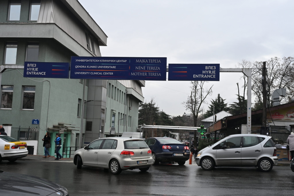 Deri në mesin e korrikut do të shpallet tenderi për garazhet montuese në Qendrën Klinike