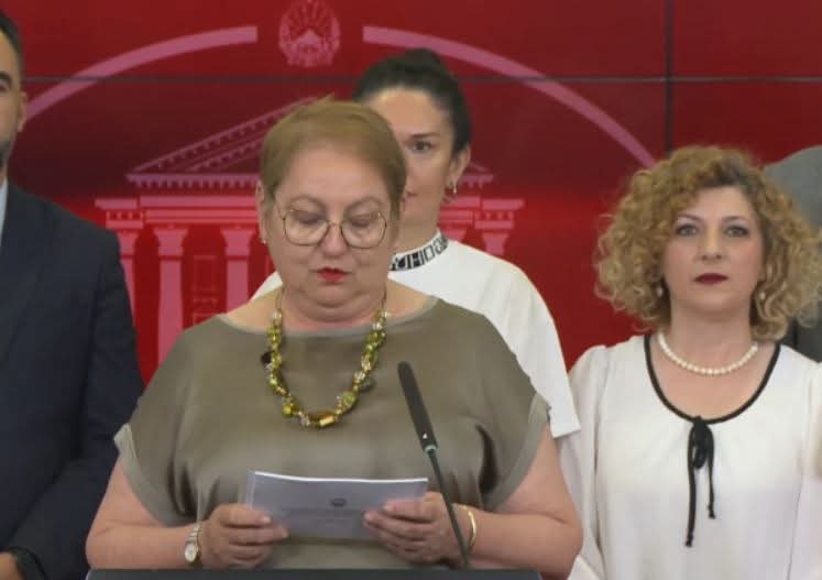 Edhe pse ka ulje të numrit të nxënësve, mësuesit nuk do largohen nga puna