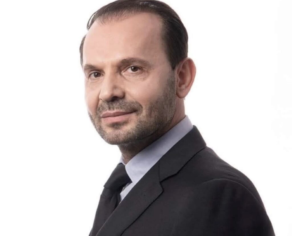 Dr. Valdet Januzaj nga Istogu, një ndër shqiptarët e suksesshëm edhe në Angli