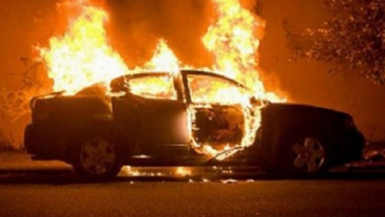 digjen-dy-automjete-audi-ne-aerodrom-te-shkupit