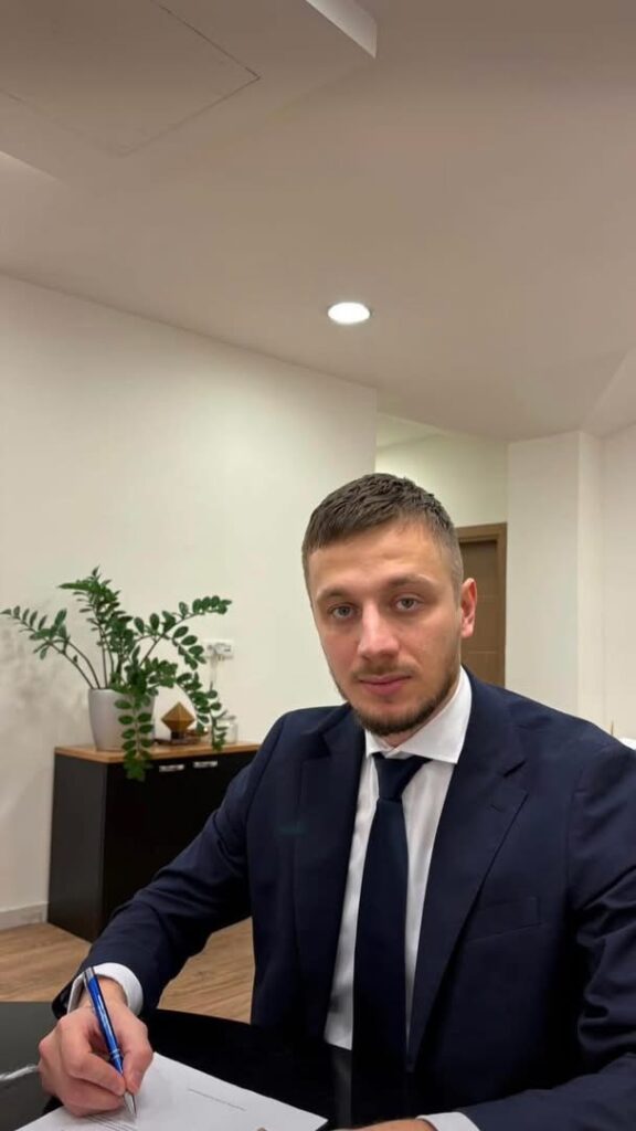 Eljesa Neziri nderohet për kontributin në mbrojtjen e rubinit si gur gjysmë i çmuar kombëtar