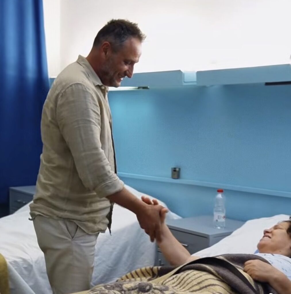 Pacientja nga Shqipëria zgjedh Spitalin e Tetovës për vazhdimin e trajtimit, Elezi: Ndërhyrja kirurgjikale u krye me sukses