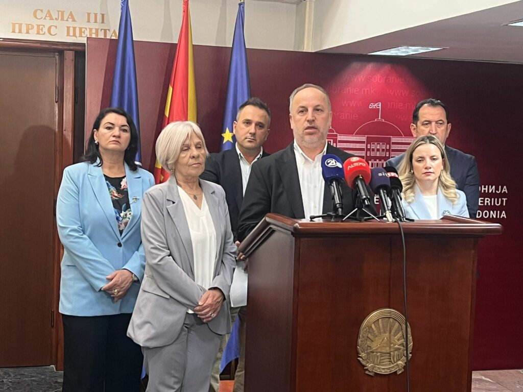 Azizi  Për herë të parë përfaqësimi i drejtë dhe adekuat po vendoset në ligj  kërkojmë miratim me Badenter