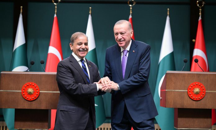 Erdogan: Izraeli të mos sabotojë marrëveshjen SHBA–Iran