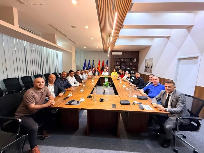 VLEN  Marrëdhëniet me Shqipërinë nuk guxojnë të bëhen viktimë e interesave partiake