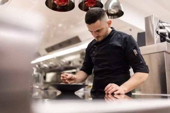 Nga Gostivari në elitën e gastronomisë italiane, historia frymëzuese e shefit Erduan Rexhepi