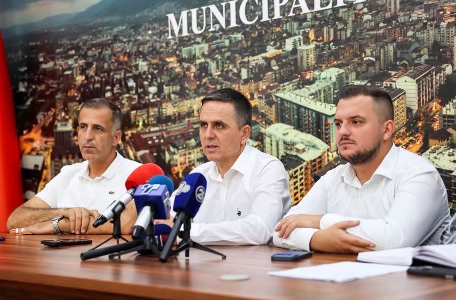 A do të ketë më shumë kompetenca për komunat? Kasami paralajmëron fazë të re të decentralizimit