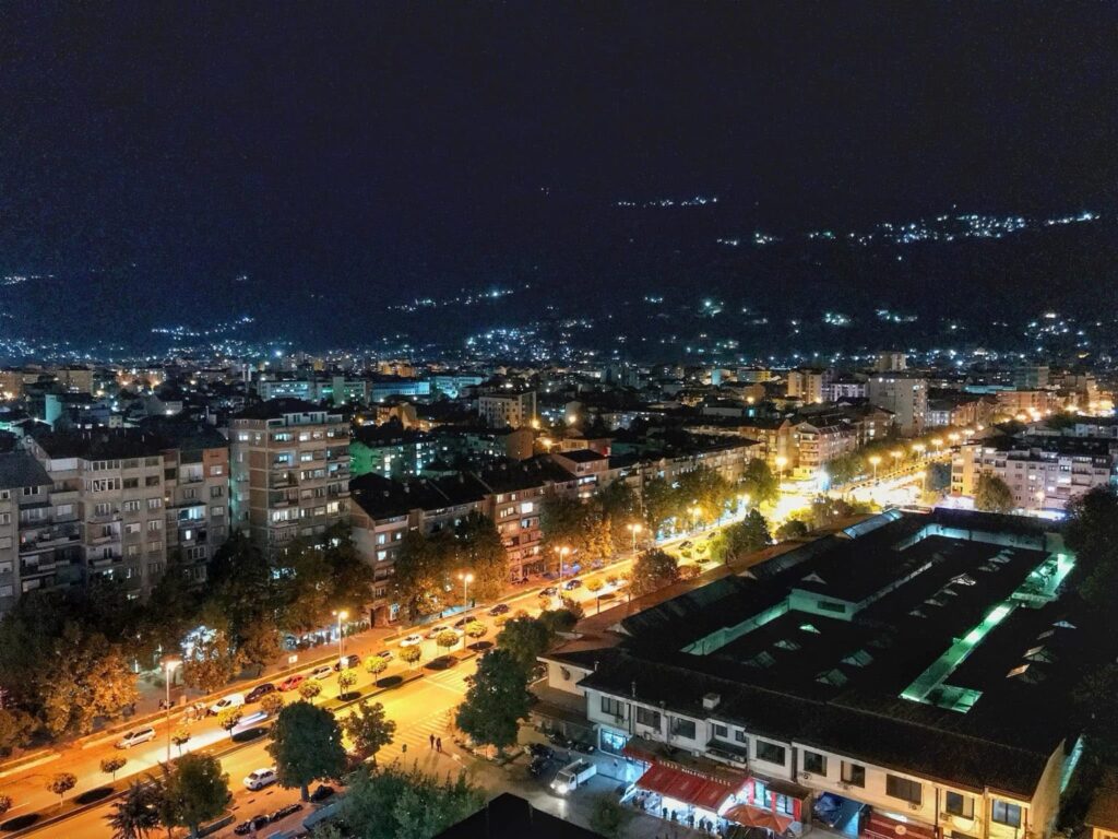 Disa vendbanime në Tetovë  Tearcë dhe Jegunovcë nesër pa energji elektrike