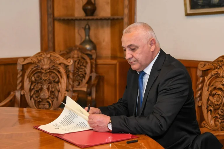 Kush është shqiptari i parë në krye të Këshillit të prokurorëve – barriera që u thye në kohën e VLEN-it