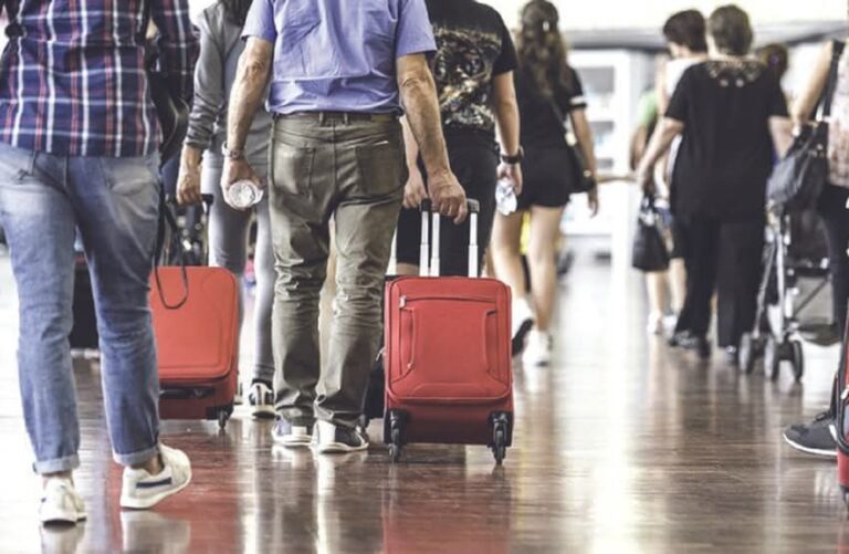 Banka Botërore: Emigracioni dhe plakja e popullsisë po kufizojnë rritjen ekonomike