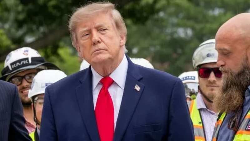 trump-per-protestat-studentore-ne-france-nuk-kane-te-bejne-me-shkollat-islami-deshiron-te-pushtoje-vendin