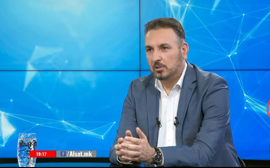 Bekim Fazliu: BDI për 20 vite i detyroi studentët e juridikut t’i japin provimet vetëm në maqedonisht!