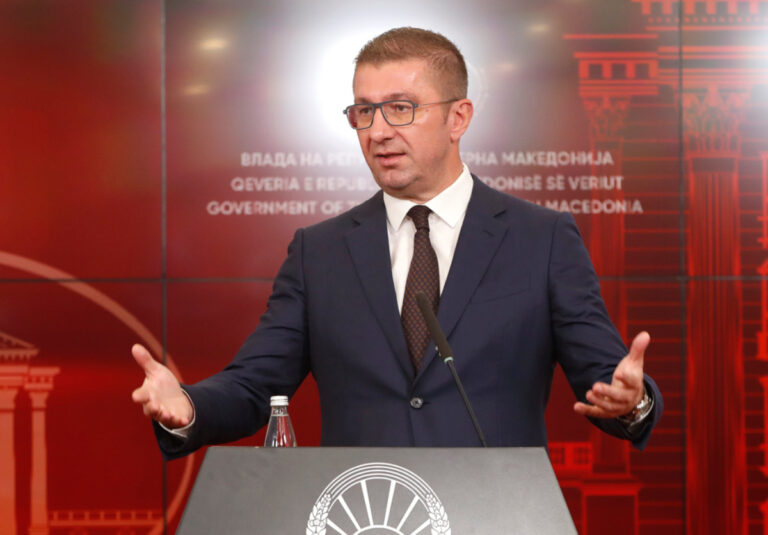 Mickoski paralajmëroi skenarë të mundshëm destabilizimi: Nuk do të bie në kurthet e shërbimeve