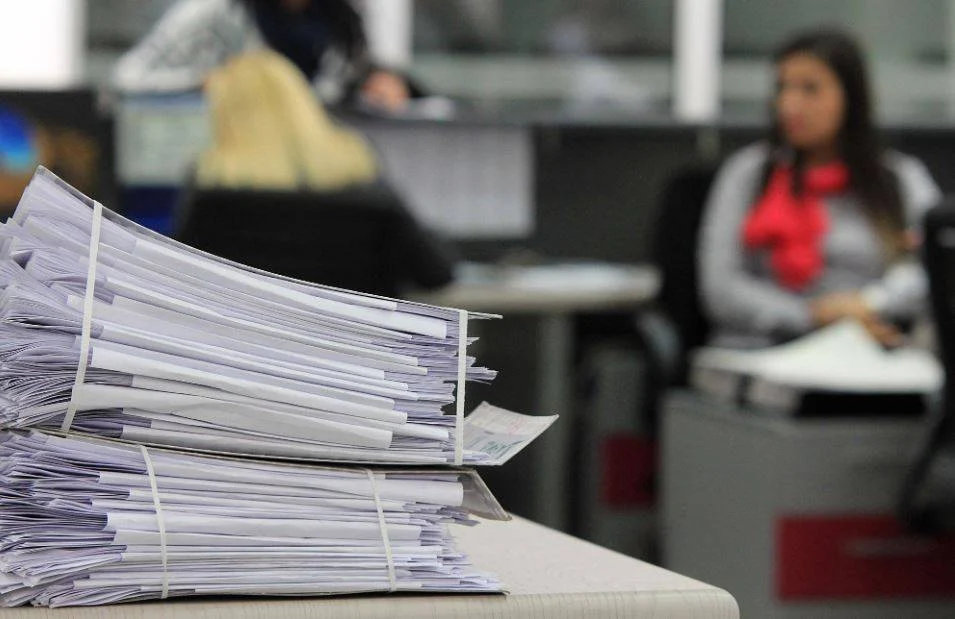 Fund kontratave në institucionet shtetërore, mijëra të angazhuar do të kenë mundësi për punësim të përhershëm