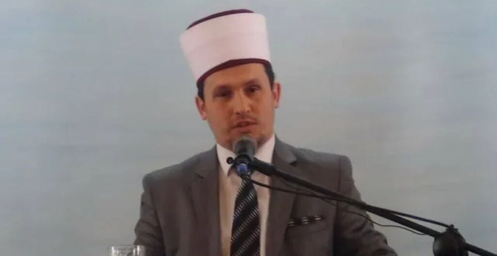 Sulmohet nga qentë endacakë imami në Gjilan  pëson lëndime trupore  përgjakje dhe shtypje