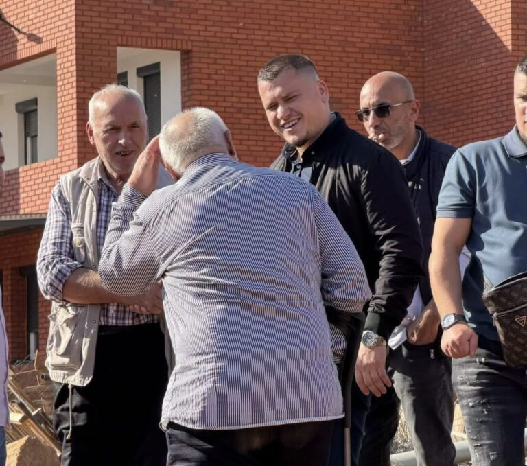 Beqiri: Asfaltohen pesë rrugë në Haraçinë, punimet vazhdojnë edhe në Orllancë e Grushinë
