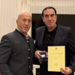 Ramush Haradinaj nderon Enver Idrizin me medaljen Me besim në Zot, Atdhe e Shtet