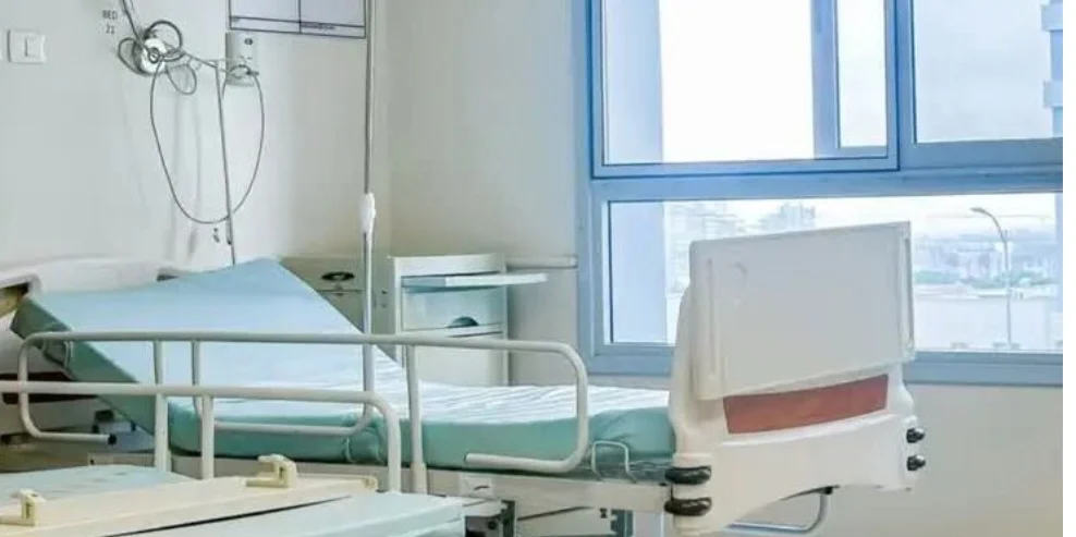 Nuk ka vende të lira në Klinikën e Neurologjisë, nga goditjet në tru po preken edhe pacientë më të rinj