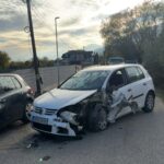 Aksident i rëndë trafiku në hyrje të Nerashtit, përplasen dy vetura