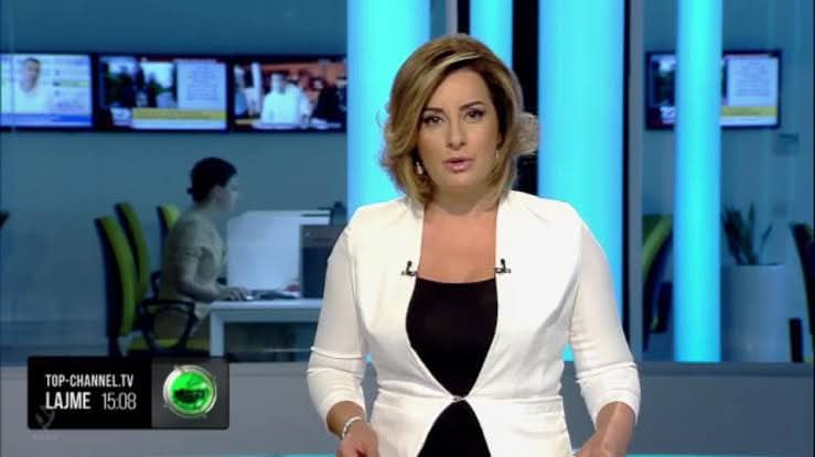 Gazetarja Beti Njuma ngre alarmin  5 aviona nga Izraeli në Rinas brenda 24 orëve 
